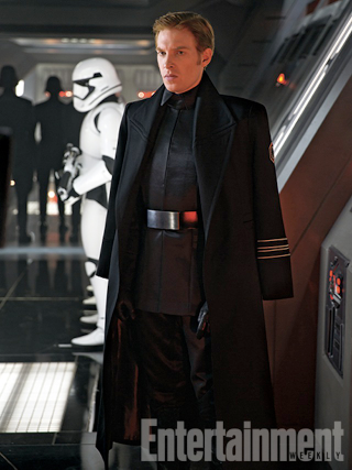 Illustration for article titled Some Badass New Star Wars: The Force Awakens Photos Are Here